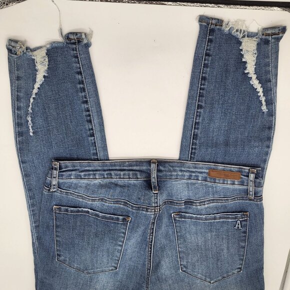 ARTICLES OF SOCIETY Womens SZ 30 Suzy Skinny Fit Jeans Distressed Hem Elden Wash - Picture 4 of 10